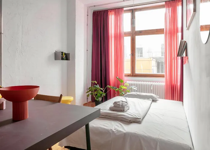 Aparthotel Flattering 3*