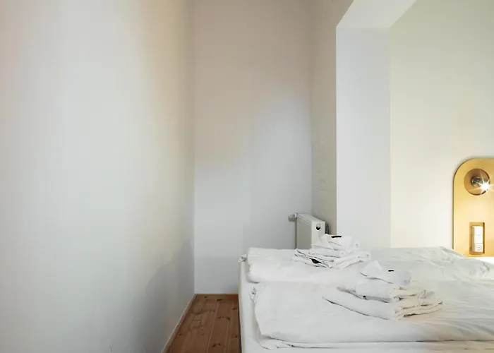 Flattering Aparthotel