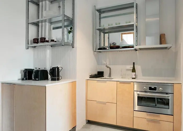 Flattering Aparthotel