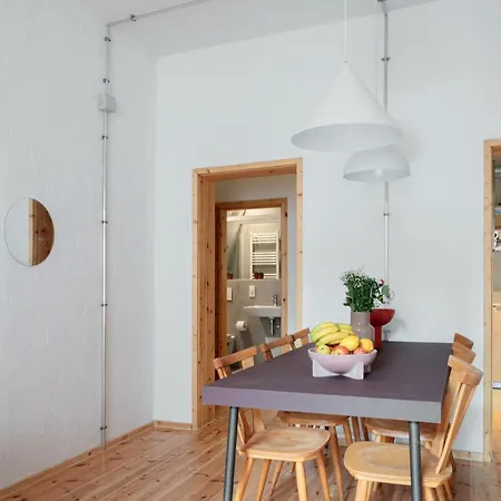 Flattering 3* Berlin