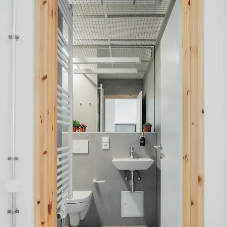 Flattering Aparthotel Berlin