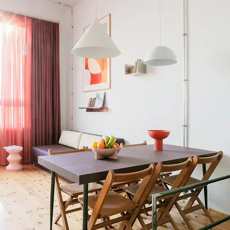 Flattering Aparthotel 3*