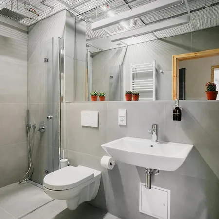 Flattering Aparthotel