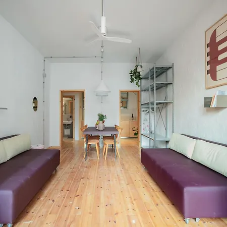 Flattering Hotel apartamentowy 3*