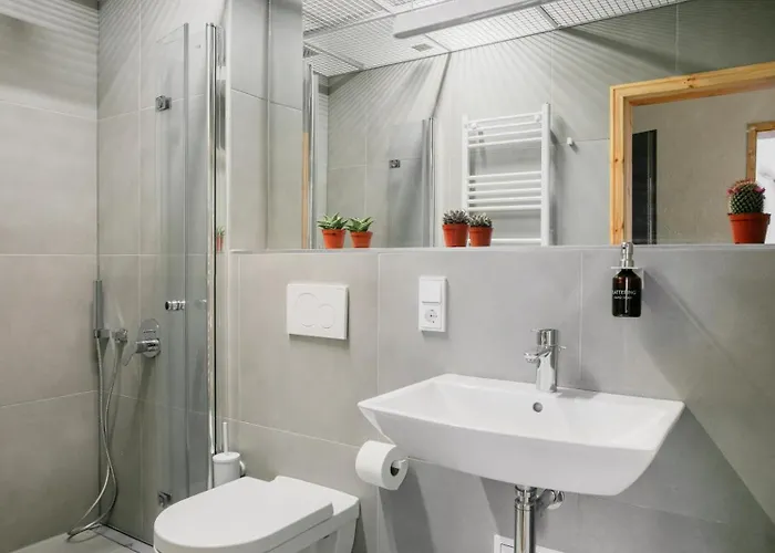 Flattering Aparthotel