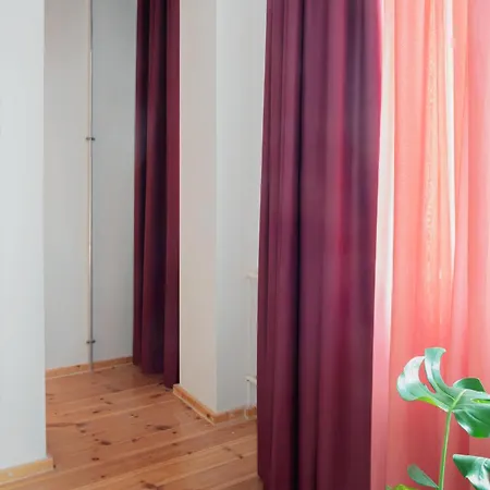 Flattering Βερολίνο