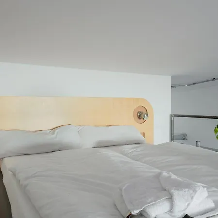 Flattering Ξενοδοχείο με διαμερίσματα 3*